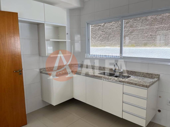 Imagem Casa com 3 Quartos à Venda, 192 m² em Moinho Velho - Cotia Imagem Casa com 3 Quartos à Venda, 192 m² em Moinho Velho - Cotia