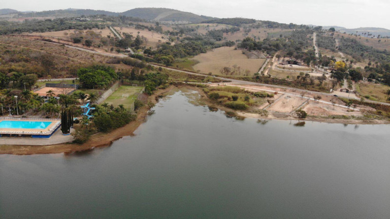 Imagem Terreno à Venda, 1.950 m² em Barragem Benfica - Itaúna Imagem Terreno à Venda, 1.950 m² em Barragem Benfica - Itaúna