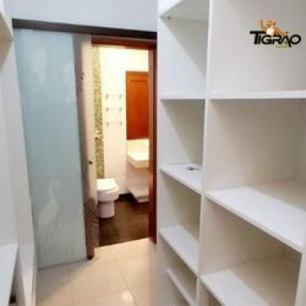 Imagem Apartamento com 3 Quartos à Venda, 261 m² em Centro - Itajaí Imagem Apartamento com 3 Quartos à Venda, 261 m² em Centro - Itajaí