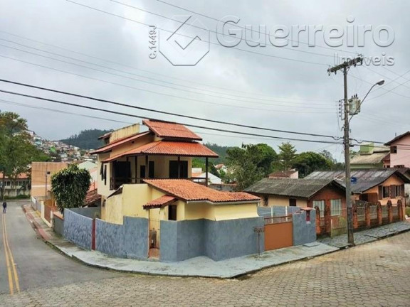 Imagem Casa com 4 Quartos à Venda, 256 m² em Monte Verde - Florianópolis Imagem Casa com 4 Quartos à Venda, 256 m² em Monte Verde - Florianópolis