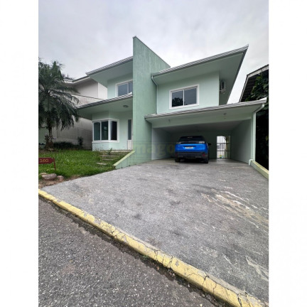 Casa com 3 Quartos à Venda,  em Ariribá - Balneário Camboriú