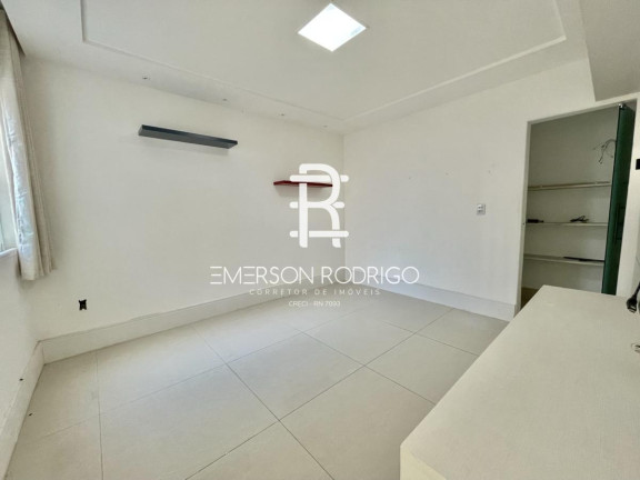 Imagem Casa com 3 Quartos à Venda, 267 m² em Capim Macio - Natal