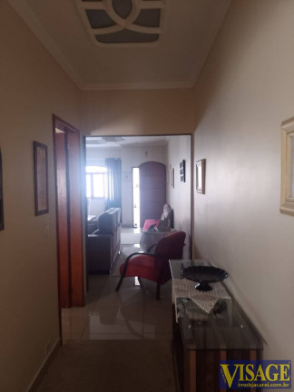 Imagem Casa com 2 Quartos à Venda,  em Centro - Jacareí