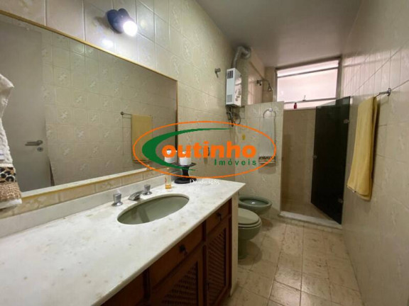 Imagem Apartamento com 3 Quartos à Venda, 146 m² em Tijuca - Rio De Janeiro Imagem Apartamento com 3 Quartos à Venda, 146 m² em Tijuca - Rio De Janeiro