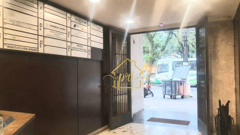 Sala Comercial à Venda ou Locação, 66 m² em Centro - Santos