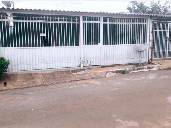 Casa com 3 Quartos à Venda, 150 m² em Samambaia Norte (samambaia) - Brasília