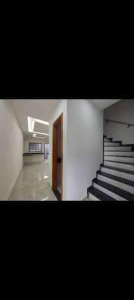 Imagem Casa com 2 Quartos à Venda, 49 m² em Maracanã - Praia Grande Imagem Casa com 2 Quartos à Venda, 49 m² em Maracanã - Praia Grande