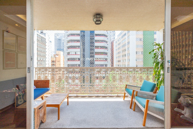 Imagem Imóvel com 3 Quartos à Venda, 331 m² em Itaim Bibi - São Paulo