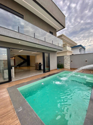 Sobrado com 3 Quartos à Venda, 312 m² em Jardim Cristal - Aparecida De Goiânia