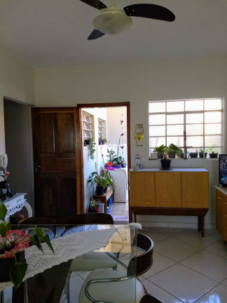Imagem Casa com 3 Quartos à Venda, 182 m² em Centro - Atibaia Imagem Casa com 3 Quartos à Venda, 182 m² em Centro - Atibaia