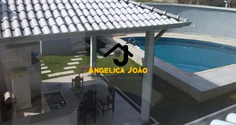 Imagem Sobrado com 3 Quartos à Venda, 250 m² em Jardim Virgínia Ii - Guarujá Imagem Sobrado com 3 Quartos à Venda, 250 m² em Jardim Virgínia Ii - Guarujá