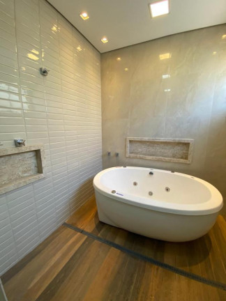 Imagem Casa com 4 Quartos à Venda, 224 m² em Esperança - Londrina