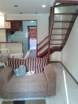 Imagem Casa de Condomínio com 2 Quartos para Alugar, 95 m² em Ogiva - Cabo Frio
