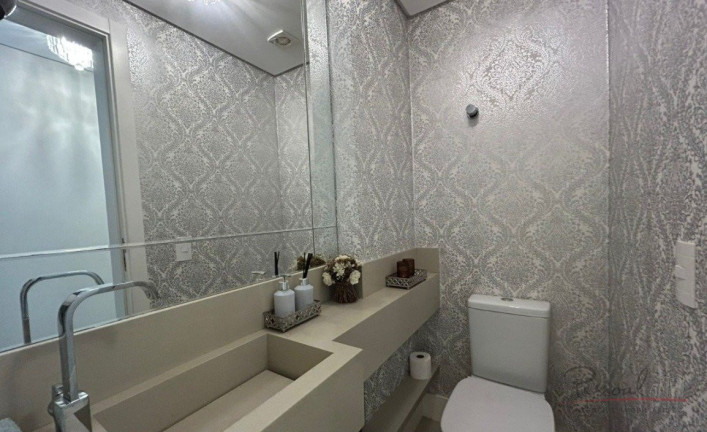 Imagem Apartamento com 3 Quartos à Venda, 244 m² em Agronômica - Florianópolis Imagem Apartamento com 3 Quartos à Venda, 244 m² em Agronômica - Florianópolis