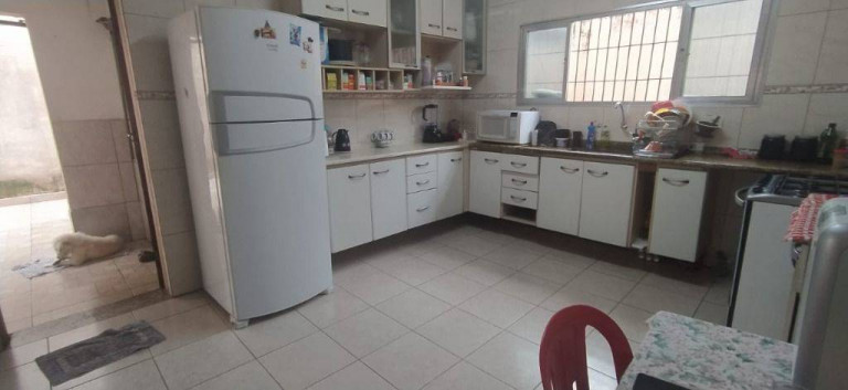 Imagem Casa com 4 Quartos à Venda ou Locação, 200 m² em Boqueirão - Praia Grande Imagem Casa com 4 Quartos à Venda ou Locação, 200 m² em Boqueirão - Praia Grande