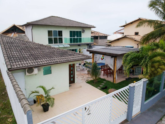 Casa de Condomínio com 4 Quartos à Venda, 171 m² em Peró - Cabo Frio