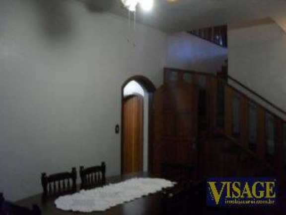 Imagem Sobrado com 3 Quartos à Venda, 308 m² em Vila Formosa - Jacareí