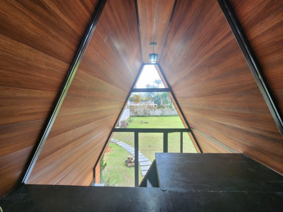 Imagem Imóvel com 1 Quarto à Venda, 26 m² em Várzea - Teresópolis