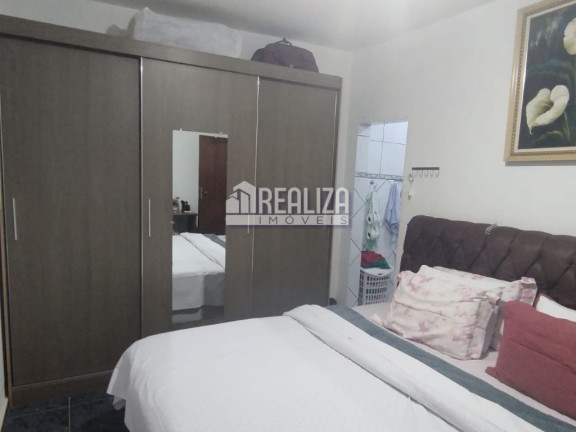 Imagem Casa com 2 Quartos à Venda, 220 m² em Cidade Ozanan - Uberaba Imagem Casa com 2 Quartos à Venda, 220 m² em Cidade Ozanan - Uberaba