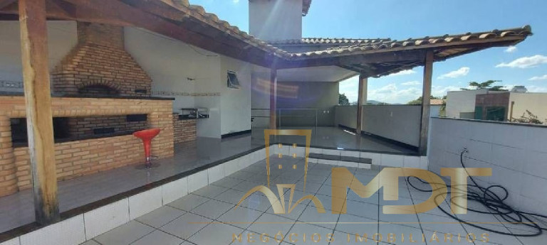 Casa com 4 Quartos à Venda, 300 m² em Planalto - Belo Horizonte