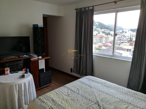 Imagem Casa com 2 Quartos à Venda, 370 m² em Tijuca - Teresópolis Imagem Casa com 2 Quartos à Venda, 370 m² em Tijuca - Teresópolis