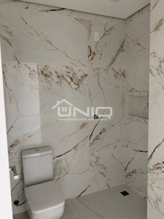 Imagem Apartamento com 3 Quartos à Venda, 323 m² em Centro - Pato Branco