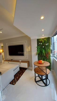 Imagem Apartamento com 1 Quarto à Venda, 52 m² em Centro - Balneário Camboriú