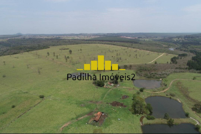 Imagem Fazenda à Venda, 294 m² em Bofete Imagem Fazenda à Venda, 294 m² em Bofete