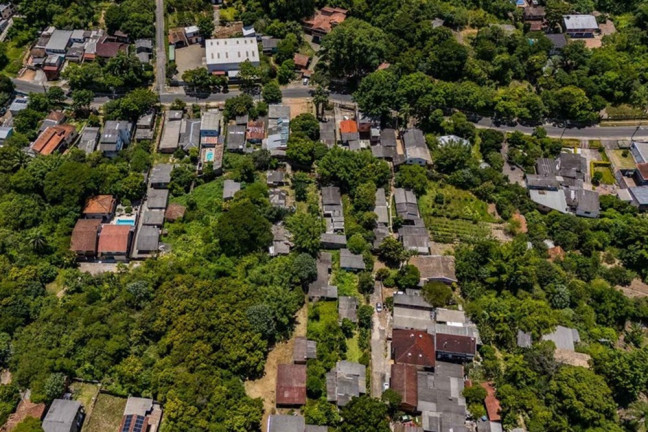 Imagem Terreno à Venda, em Vila Nova - Porto Alegre Imagem Terreno à Venda, em Vila Nova - Porto Alegre