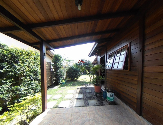Imagem Casa com 2 Quartos à Venda, 358 m² em São João Do Rio Vermelho - Florianópolis Imagem Casa com 2 Quartos à Venda, 358 m² em São João Do Rio Vermelho - Florianópolis