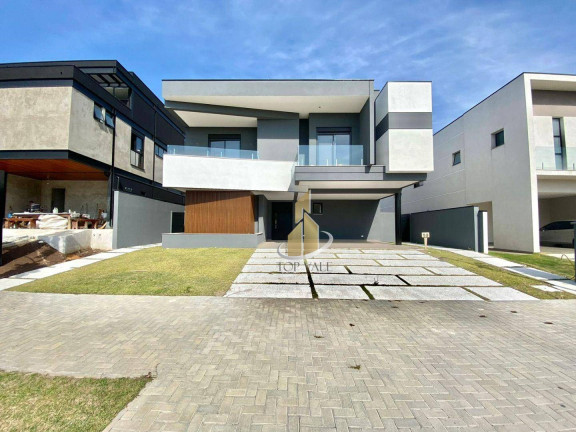 Sobrado com 5 Quartos à Venda, 325 m² em Urbanova - São José Dos Campos