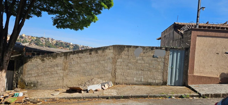 Imagem Terreno à Venda, 200 m² em R$260.000,00 // Cruzeiro - Ibirité Imagem Terreno à Venda, 200 m² em R$260.000,00 // Cruzeiro - Ibirité
