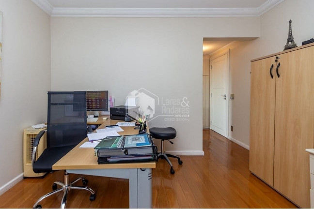 Imagem Apartamento com 4 Quartos à Venda, 198 m² em Moema - São Paulo Imagem Apartamento com 4 Quartos à Venda, 198 m² em Moema - São Paulo