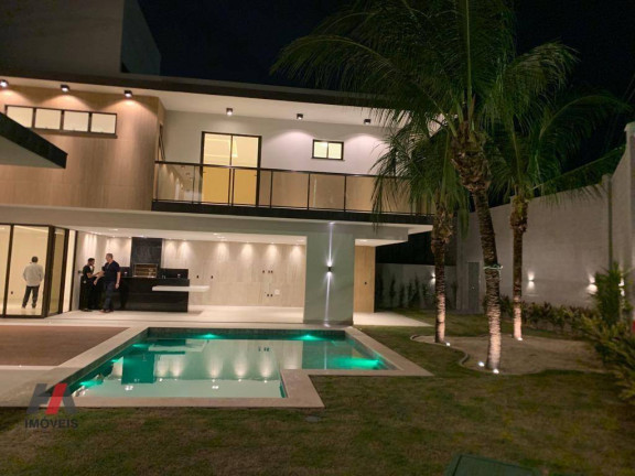 Imagem Casa com 4 Quartos à Venda, 600 m² em Centro - Eusébio