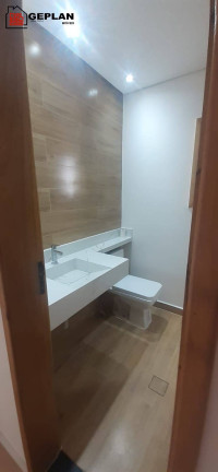 Imagem Casa com 3 Quartos à Venda, 250 m² em Vila Monumento - São Paulo Imagem Casa com 3 Quartos à Venda, 250 m² em Vila Monumento - São Paulo