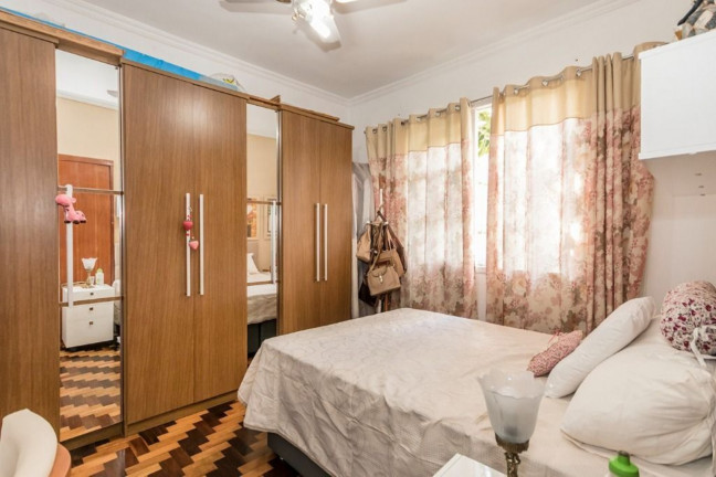 Imagem Imóvel com 2 Quartos à Venda, 68 m² em Passo Da Areia - Porto Alegre Imagem Imóvel com 2 Quartos à Venda, 68 m² em Passo Da Areia - Porto Alegre