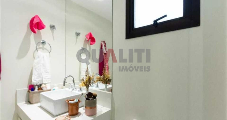 Imagem Apartamento com 4 Quartos à Venda, 180 m² em V.uberabinha - São Paulo Imagem Apartamento com 4 Quartos à Venda, 180 m² em V.uberabinha - São Paulo