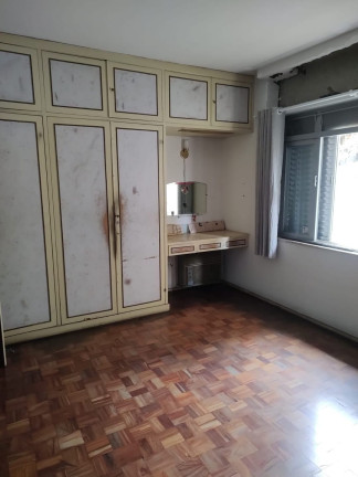Imagem Sobrado com 5 Quartos à Venda, 380 m² em Centro - Pindamonhangaba