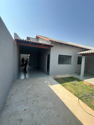 Imagem Casa com 2 Quartos à Venda, 75 m² em Goiânia Imagem Casa com 2 Quartos à Venda, 75 m² em Goiânia