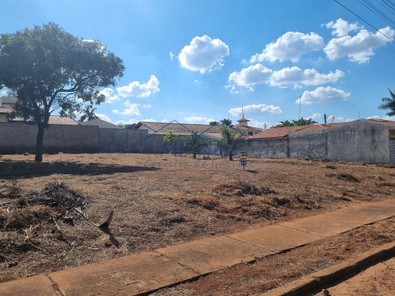 Terreno à Venda, 450 m² em Cidade Jardim - Pirassununga