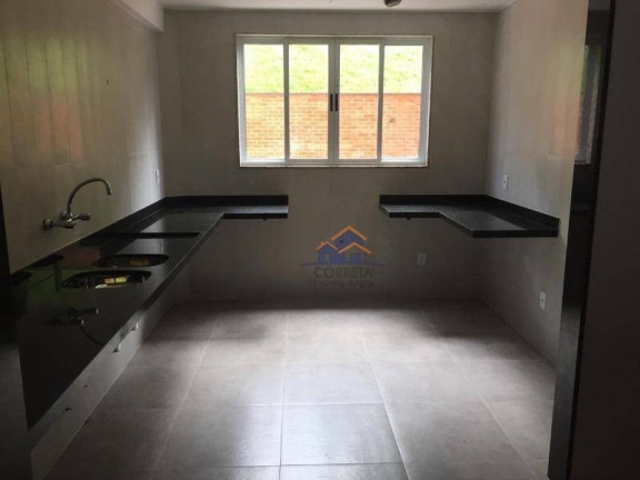 Imagem Casa com 7 Quartos à Venda, 320 m² em Ponta Leste - Angra Dos Reis