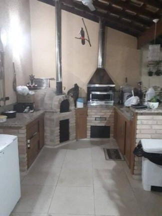 Imagem Casa com 4 Quartos à Venda, 210 m² em Jardim Santa Maria - Jacareí Imagem Casa com 4 Quartos à Venda, 210 m² em Jardim Santa Maria - Jacareí