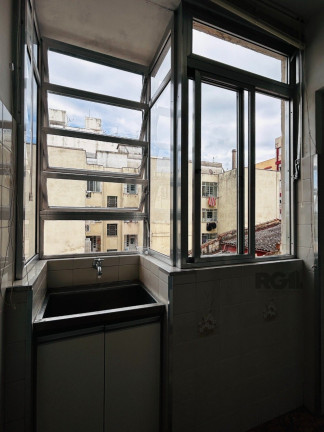Imagem Apartamento com 2 Quartos à Venda, 76 m² em Centro Histórico - Porto Alegre