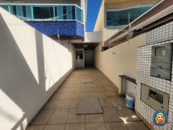 Casa com 3 Quartos à Venda, 220 m² em Estuário - Santos