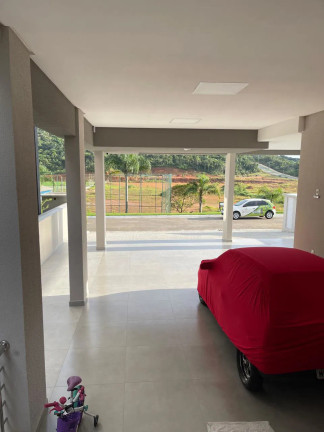 Imagem Casa com 3 Quartos à Venda, 402 m² em Camboriú - Camboriú Imagem Casa com 3 Quartos à Venda, 402 m² em Camboriú - Camboriú