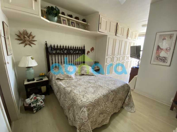 Imagem Cobertura com 4 Quartos à Venda, 230 m² em Copacabana - Rio De Janeiro Imagem Cobertura com 4 Quartos à Venda, 230 m² em Copacabana - Rio De Janeiro
