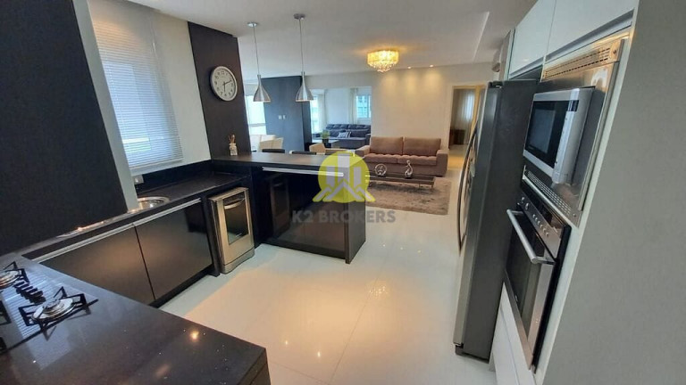 Imagem Apartamento com 3 Quartos à Venda, 155 m² em Centro - Balneário Camboriú Imagem Apartamento com 3 Quartos à Venda, 155 m² em Centro - Balneário Camboriú
