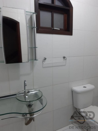 Imagem Casa com 3 Quartos para Alugar, 200 m² em Vila Nova Curuçá - São Paulo