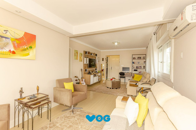 Imagem Imóvel com 3 Quartos à Venda, 117 m² em Petrópolis - Porto Alegre Imagem Imóvel com 3 Quartos à Venda, 117 m² em Petrópolis - Porto Alegre