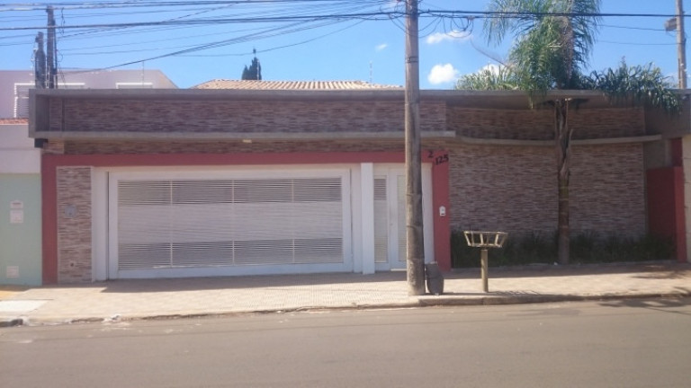 Imagem Casa com 3 Quartos à Venda, 420 m² em Jardim Estoril Ii - Bauru